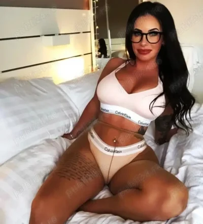 Doamna ,matura 40...100% reala....Zona rond alba iulia