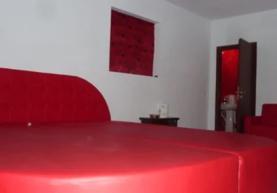 Domn pentru doamnă sau cuplu