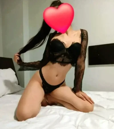 Buna! Andreea 21 ani!