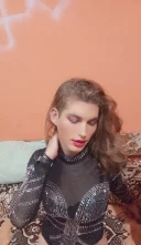 Bună, sunt Aurora, nouă la tine în oraș, 27 de ani - imagine 1