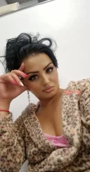 Escorta la tine sau hotel - imagine 3