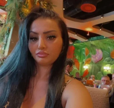 Escorta la tine sau hotel