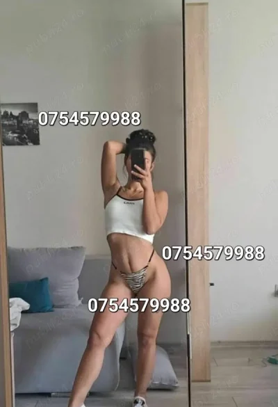 Alina pentru prima data la voi! Poze reale