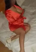 Bruneta senzuala Plaza Mall - imagine 3