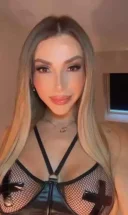 Transexuala jucausa fara graba - imagine 2