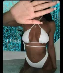 Bruneta apetisanta doar pentru cateva zile fac si party ,deplasare - imagine 2