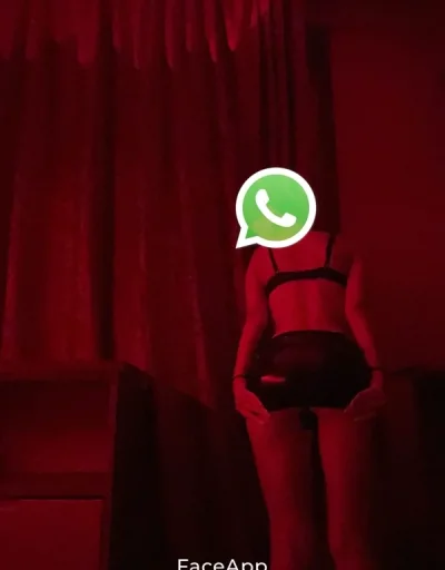 Show la web cu o pustoaica de 21 ani