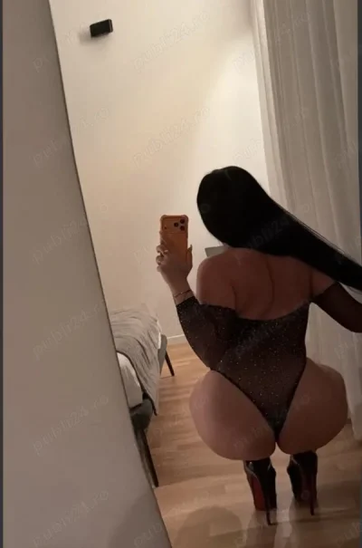 Buna sunt Iasmina! La mine sau la tine!!