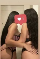 Doua fete jucăușe!!!!!! Show incendiar !!!!!!!!!!!!!! - imagine 3