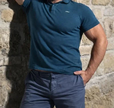 Sunt aici pentru tine