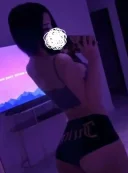 Buna ma numesc Evelina si am 19 ani - imagine 1