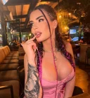 Rebeca nou în oraș , fac party - imagine 1