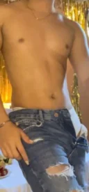 Alex 27 versatil ofer masaj relaxare,erotic,reflexologic si servicii discrete! - imagine 1