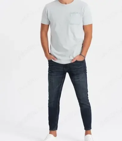 Barbat asumat,tanar ,SUPER POTENT