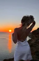 Salutari din al meu univers ! -doar intrevederi la hotel - avaible only for the hotel - imagine 4