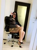 Bruneta ta 1.80 inaltime 100% reala - imagine 1