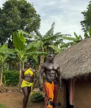 Sunt aici doar pentru fericirea ta infinită - imagine 4