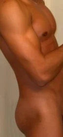 Alberto ,serios ,curat si discret ofer masaj relaxare,erotic,reflexologic si servicii discrete! - imagine 7