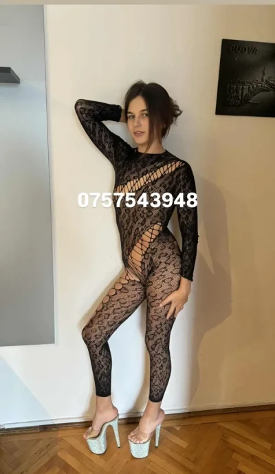 Lucrez si noaptea prima data la tine in zona