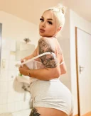 Buna sunt Celine, la mine nu ai fost! - imagine 1