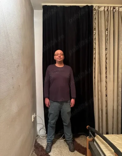 Domn Generos 43 ani caut prietenie cu o femeie