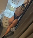 Latină cu forme apetisante te aștept la mine - imagine 3