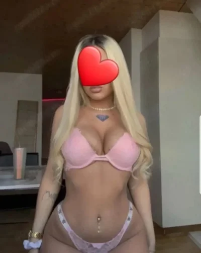 Blonda reala sexy prima data in oras