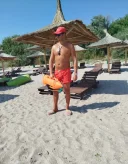 Loverboy disponibil doar pentru doamne mature, capabile - imagine 2