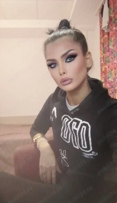Bruneta19 ani noua cu experiență