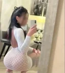 Bruneta sexy 19 ani - imagine 3