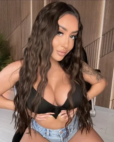 Bună sunt nouă în orașul vostru Vă aștept la mine sau la voi