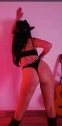 Fac doar deplasari si party - imagine 1