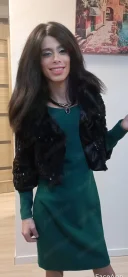 Brunetă slim TS - imagine 1