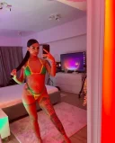 Teai Săturat De Neseriose Sunt aici să iti indeplinesc Shoe Web Sexting FIlmulete. - imagine 1