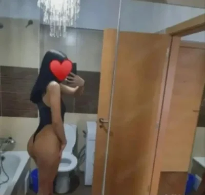 Noua în oraș party girl