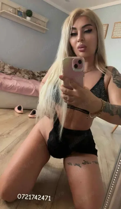 Show Web Dans Nud Incendiar Chef De Distractie Sexting Poze Si Clipuri Deplasari