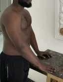 Sunt bărbat negru, sunt aici pentru tine - imagine 2