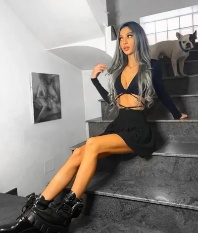 Fata Ts Aly Noua in Orașul tau