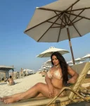 Cea mai bună alegere nu mă rata discreție nu sunt cu ochii pe ceas pune accent pe igienă și Respect - imagine 4