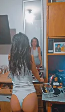 Mica , bruneta, 100% reala - imagine 1