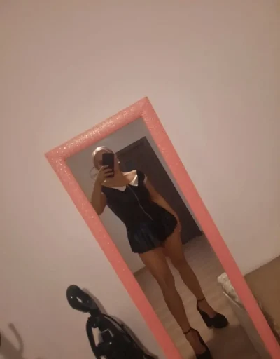 Cristina 32 (Am mai activat la voi) sunt recenzată