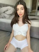 Bună am 20 ani - imagine 1