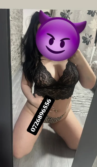 Aisha Pentru câteva zile în oraș