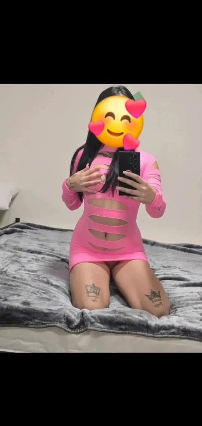 Buna ma numesc amanda