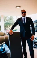 Străin caută fată femeie pentru relație intima - imagine 4