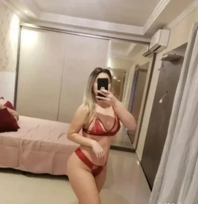 Delia poze reale 100%