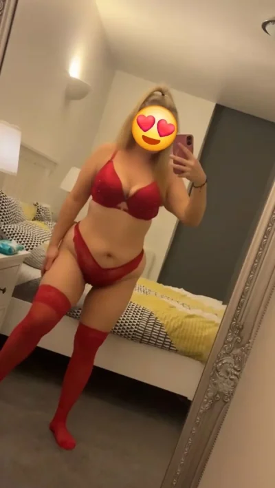 Buna ma numesc Melisa