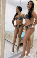 Brunetă slim poze reale - imagine 2