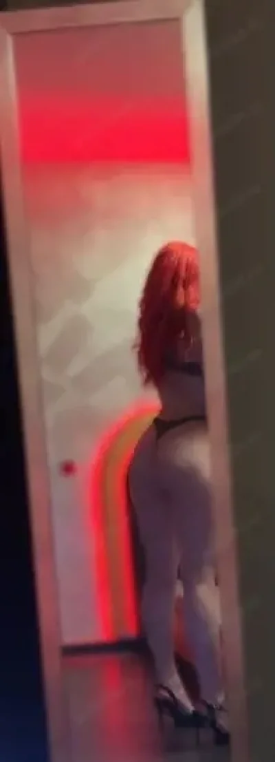 Roscată pasională,ofer servicii totale!