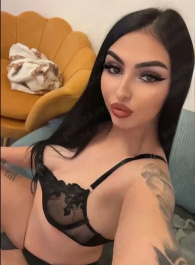 Bună eu sunt denisa nou an. Orasu tau fac si deplsari